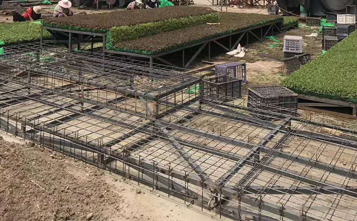 國慶仿真綠雕焊接鋼結構